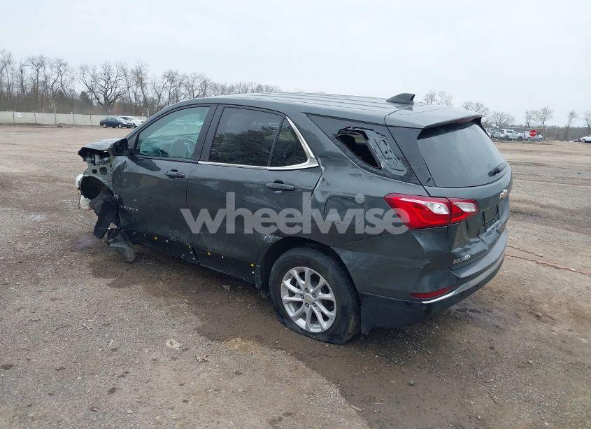 Photo 3 of 2021 Chevrolet Equinox FWD LT (VIN 3GNAXKEV3ML354269)
