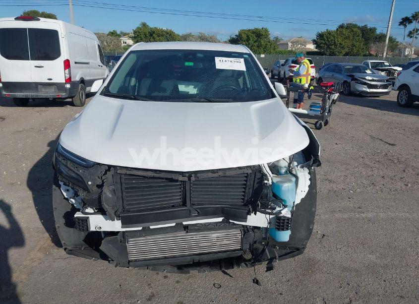 Photo 6 of 2022 Chevrolet Equinox FWD LT (VIN 3GNAXKEV3NL211341)