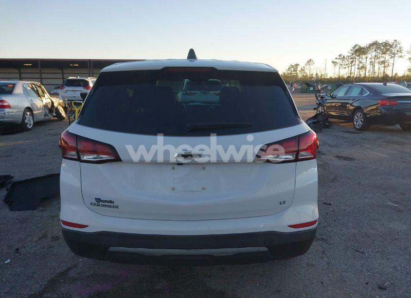 Photo 16 of 2022 Chevrolet Equinox FWD LT (VIN 3GNAXKEV3NL286265)