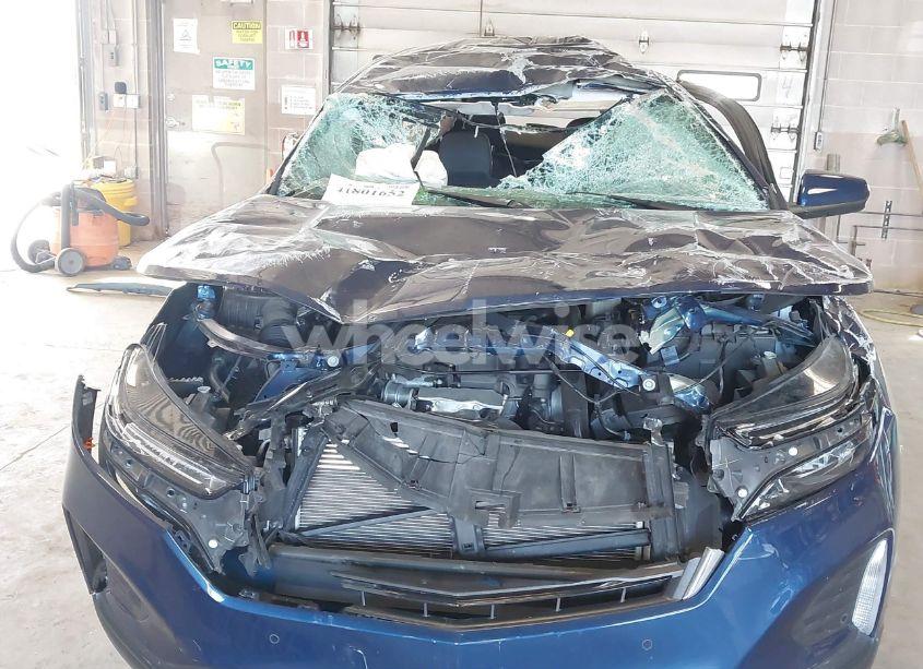 Photo 6 of 2022 Chevrolet Equinox FWD LT (VIN 3GNAXKEV3NL290834)