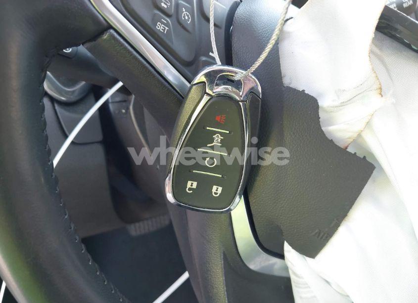 Photo 11 of 2022 Chevrolet Equinox FWD LT (VIN 3GNAXKEV3NS233071)