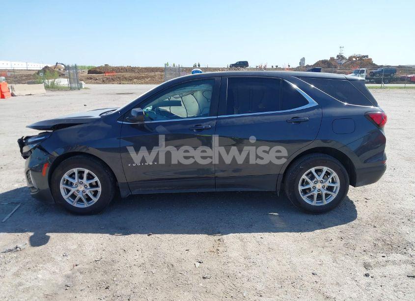 Photo 14 of 2022 Chevrolet Equinox FWD LT (VIN 3GNAXKEV3NS233071)