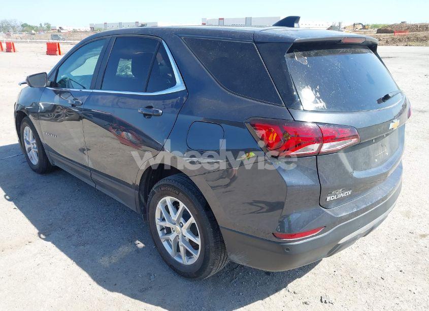 Photo 3 of 2022 Chevrolet Equinox FWD LT (VIN 3GNAXKEV3NS233071)
