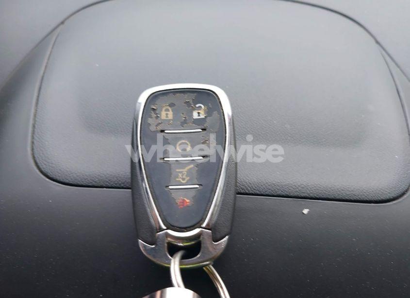 Photo 11 of 2019 Chevrolet Equinox LT (VIN 3GNAXKEV4KL285458)