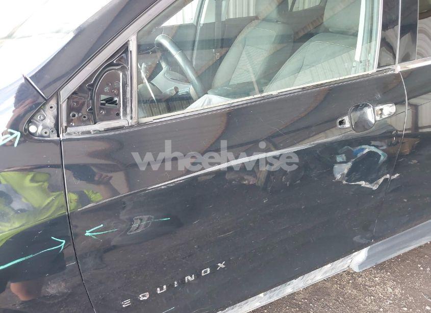 Photo 17 of 2019 Chevrolet Equinox LT (VIN 3GNAXKEV4KL285458)