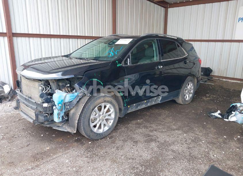 Photo 2 of 2019 Chevrolet Equinox LT (VIN 3GNAXKEV4KL285458)