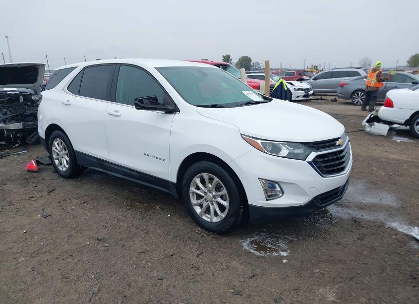 2019 Chevrolet Equinox LT (VIN 3GNAXKEV4KS516171) main photo