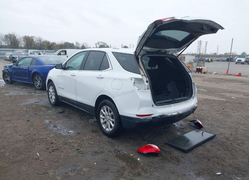 Photo 3 of 2019 Chevrolet Equinox LT (VIN 3GNAXKEV4KS516171)