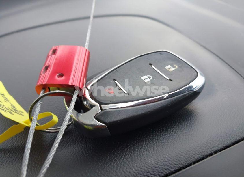 Photo 11 of 2019 Chevrolet Equinox LT (VIN 3GNAXKEV4KS517076)