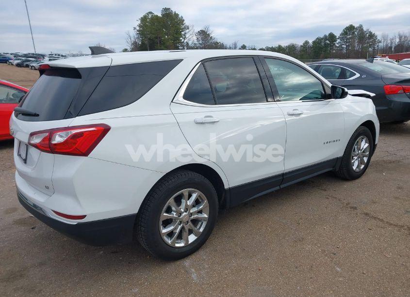 Photo 4 of 2019 Chevrolet Equinox LT (VIN 3GNAXKEV4KS517076)