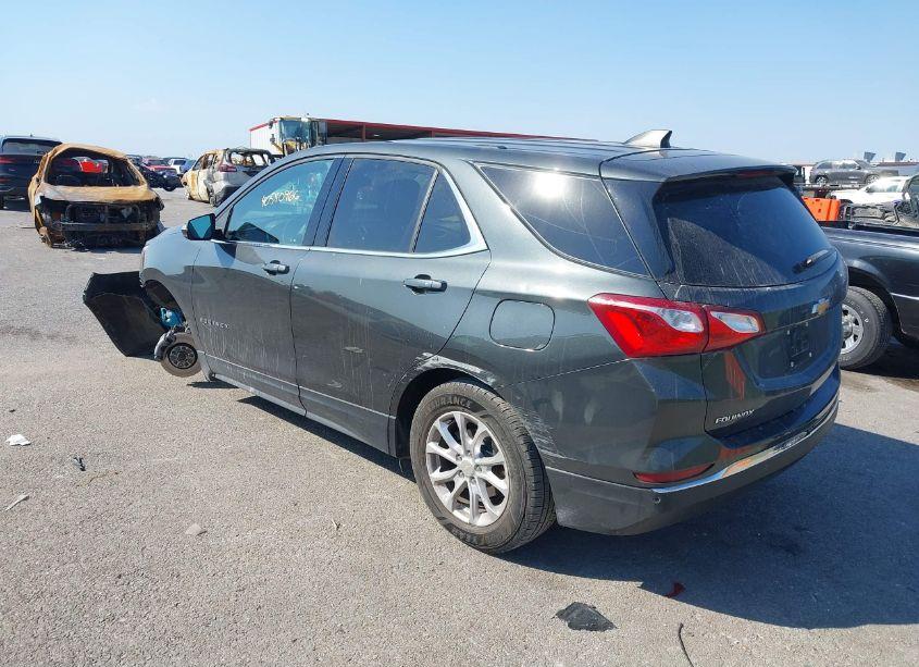 Photo 3 of 2019 Chevrolet Equinox LT (VIN 3GNAXKEV4KS562146)
