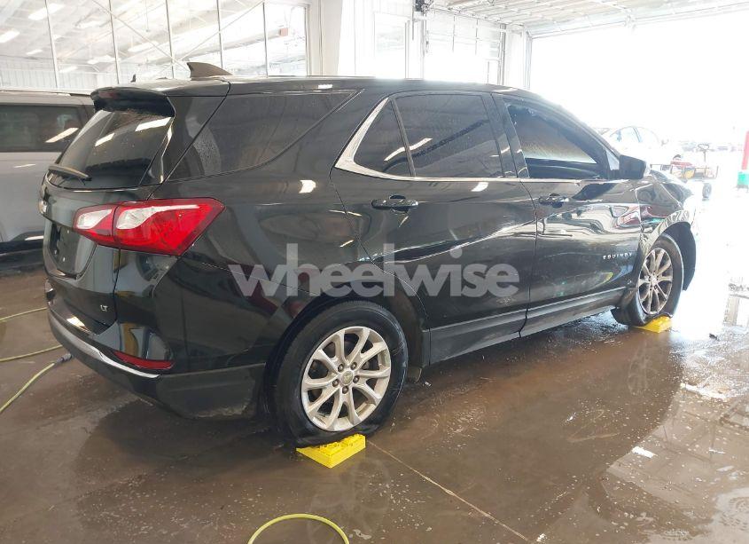 Photo 4 of 2020 Chevrolet Equinox FWD LT 1.5L TURBO (VIN 3GNAXKEV4LL203956)