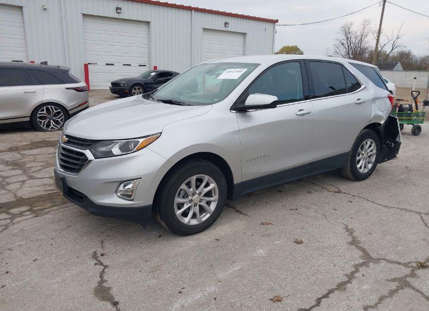Photo 2 of 2020 Chevrolet Equinox FWD LT 1.5L TURBO (VIN 3GNAXKEV4LS701984)