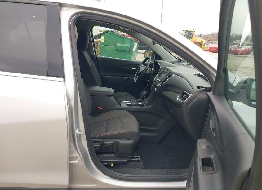 Photo 5 of 2020 Chevrolet Equinox FWD LT 1.5L TURBO (VIN 3GNAXKEV4LS701984)