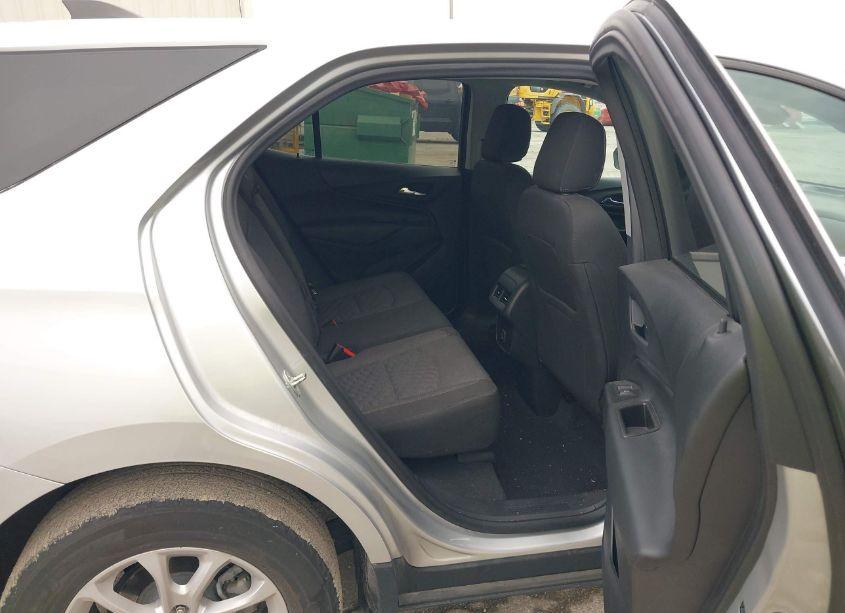 Photo 8 of 2020 Chevrolet Equinox FWD LT 1.5L TURBO (VIN 3GNAXKEV4LS701984)