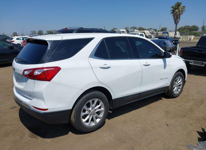 Photo 4 of 2020 Chevrolet Equinox FWD LT 1.5L TURBO (VIN 3GNAXKEV4LS729672)