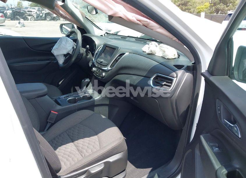 Photo 5 of 2020 Chevrolet Equinox FWD LT 1.5L TURBO (VIN 3GNAXKEV4LS734922)