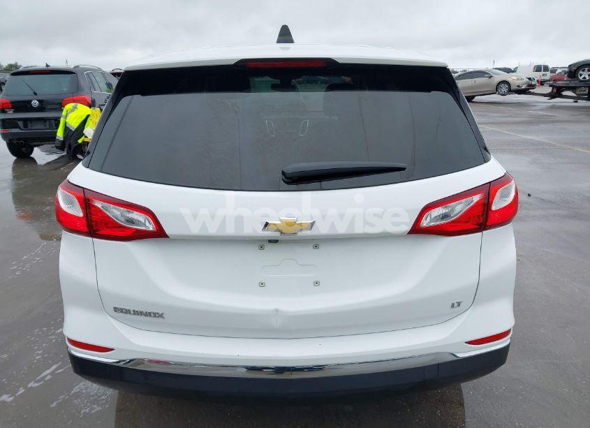 Photo 16 of 2021 Chevrolet Equinox FWD LT (VIN 3GNAXKEV4MS126500)