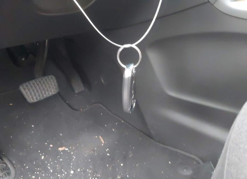 Photo 11 of 2021 Chevrolet Equinox FWD LT (VIN 3GNAXKEV4MS143569)