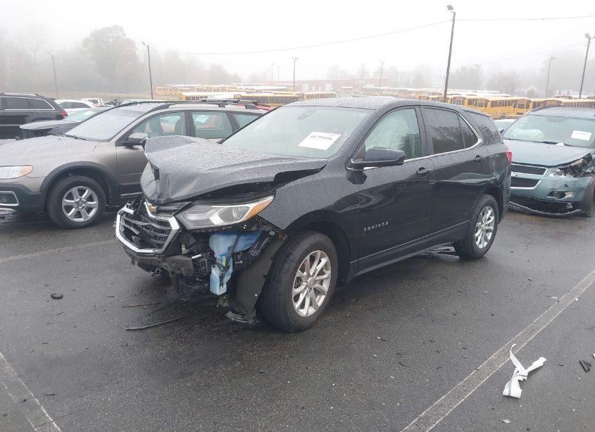 Photo 2 of 2021 Chevrolet Equinox FWD LT (VIN 3GNAXKEV4MS143569)