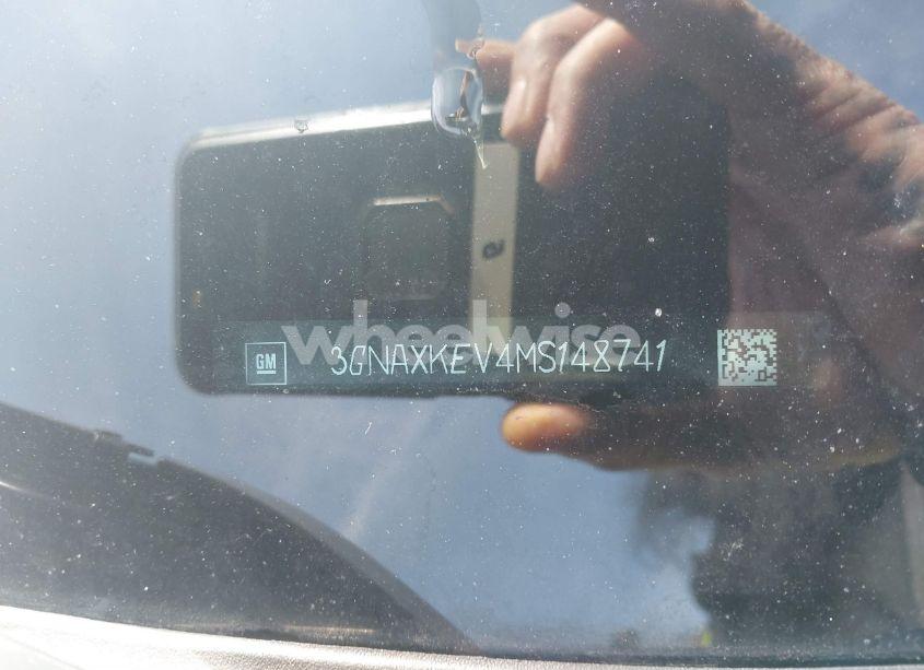 Photo 9 of 2021 Chevrolet Equinox FWD LT (VIN 3GNAXKEV4MS148741)