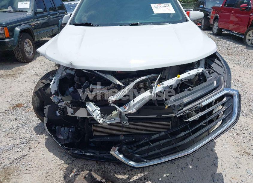 Photo 6 of 2021 Chevrolet Equinox FWD LT (VIN 3GNAXKEV4MS165331)