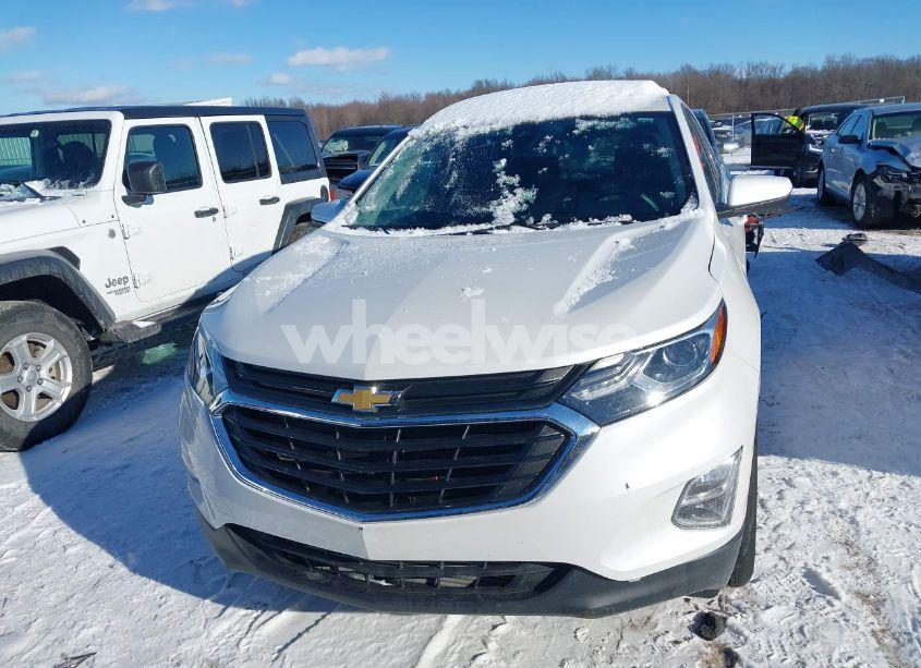 Photo 12 of 2021 Chevrolet Equinox FWD LT (VIN 3GNAXKEV4MS171162)