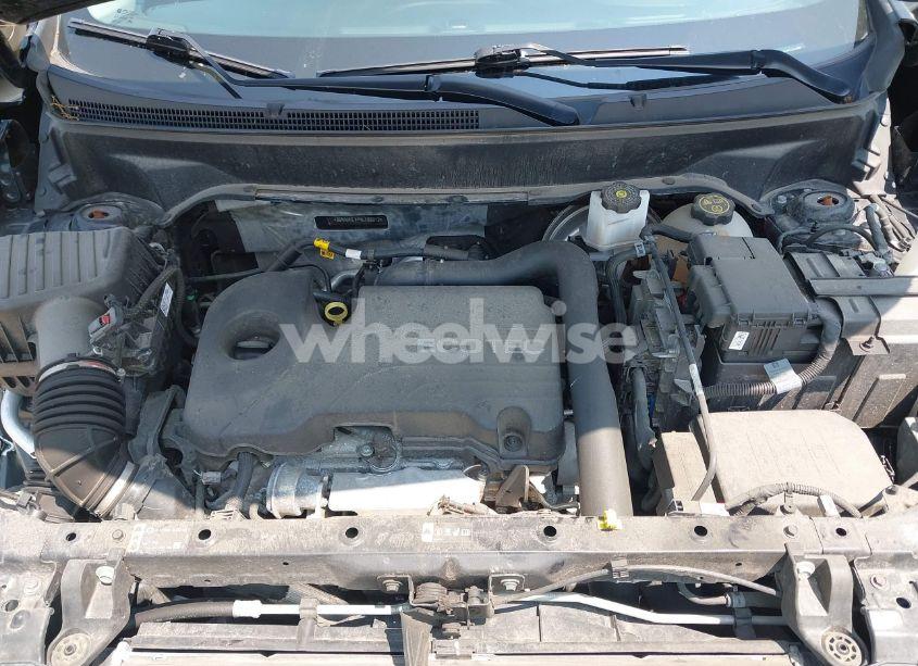 Photo 10 of 2022 Chevrolet Equinox FWD LT (VIN 3GNAXKEV4NL103312)