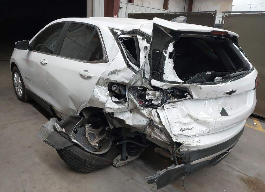 Photo 3 of 2022 Chevrolet Equinox FWD LT (VIN 3GNAXKEV4NL103844)