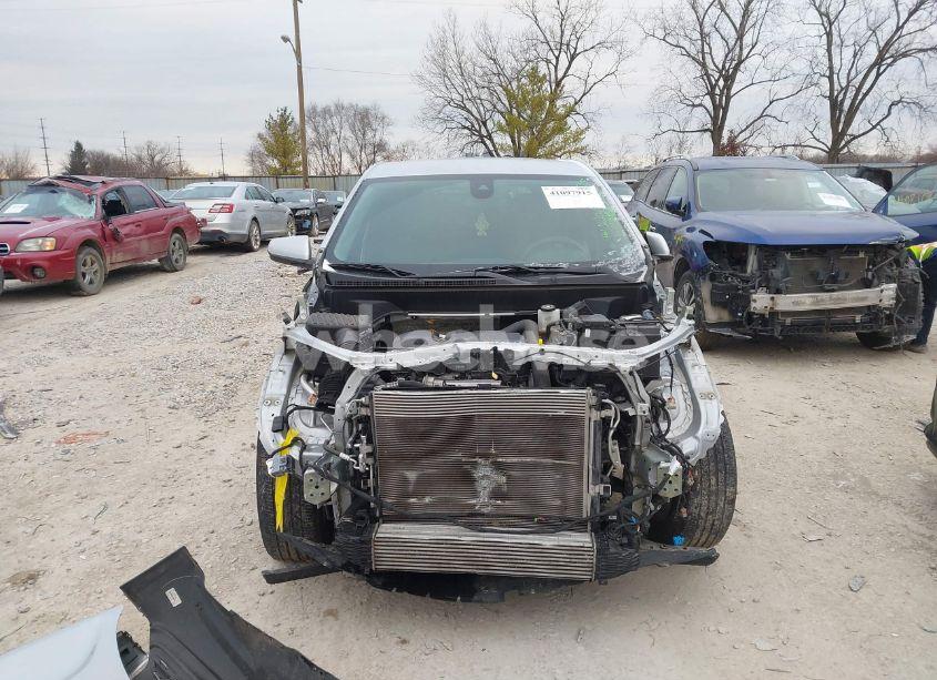 Photo 13 of 2022 Chevrolet Equinox FWD LT (VIN 3GNAXKEV4NL197417)