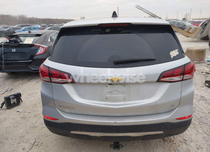 Photo 17 of 2022 Chevrolet Equinox FWD LT (VIN 3GNAXKEV4NL197417)
