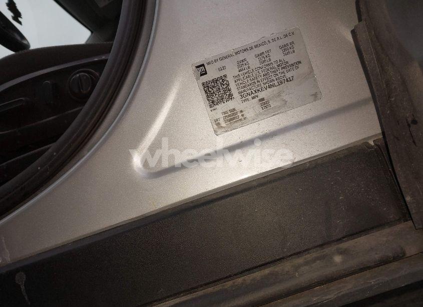 Photo 9 of 2022 Chevrolet Equinox FWD LT (VIN 3GNAXKEV4NL197417)