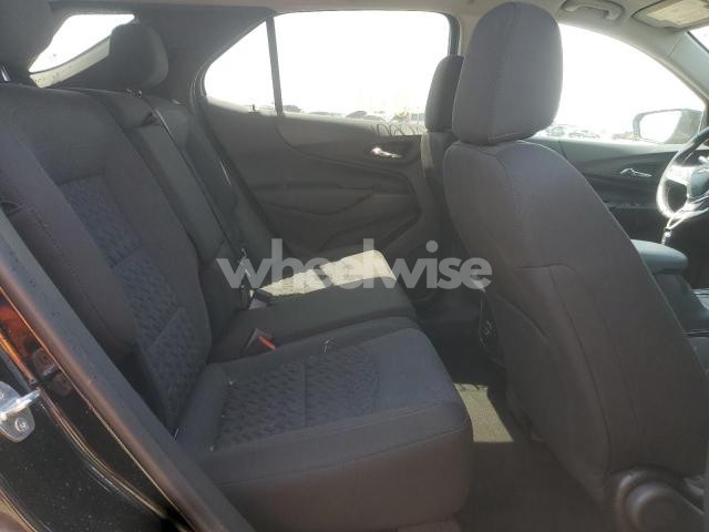 Photo 4 of 2022 CHEVROLET EQUINOX LT (VIN 3GNAXKEV4NL237205)