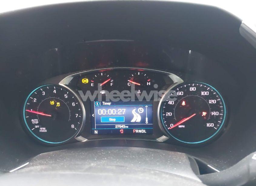 Photo 7 of 2022 Chevrolet Equinox FWD LT (VIN 3GNAXKEV4NL293029)