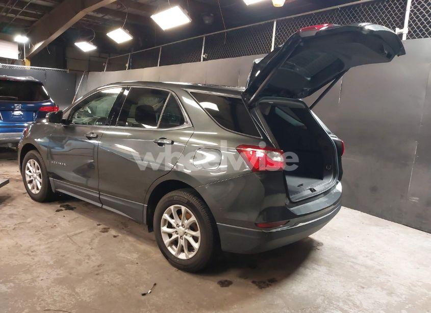 Photo 3 of 2019 Chevrolet Equinox LT (VIN 3GNAXKEV5KL219971)