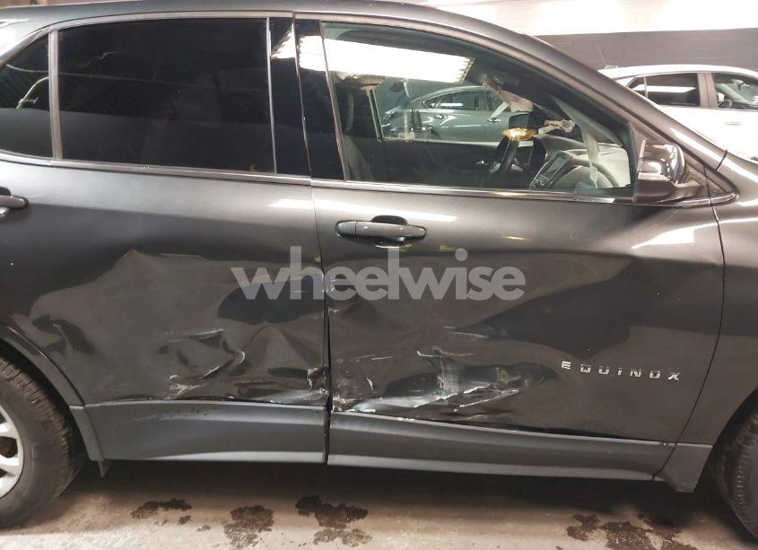 Photo 6 of 2019 Chevrolet Equinox LT (VIN 3GNAXKEV5KL219971)