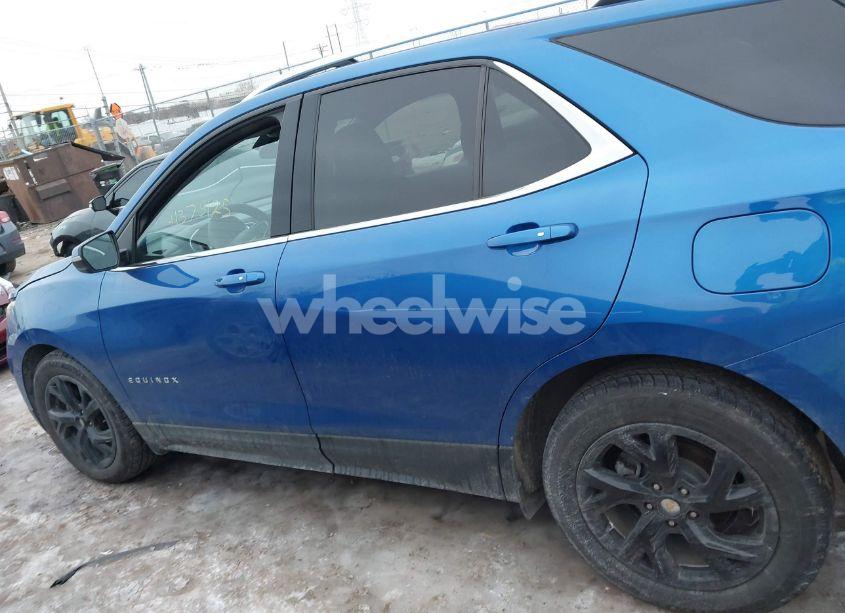 Photo 14 of 2019 Chevrolet Equinox LT (VIN 3GNAXKEV5KS532329)