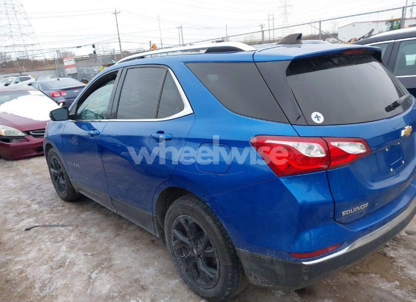 Photo 3 of 2019 Chevrolet Equinox LT (VIN 3GNAXKEV5KS532329)