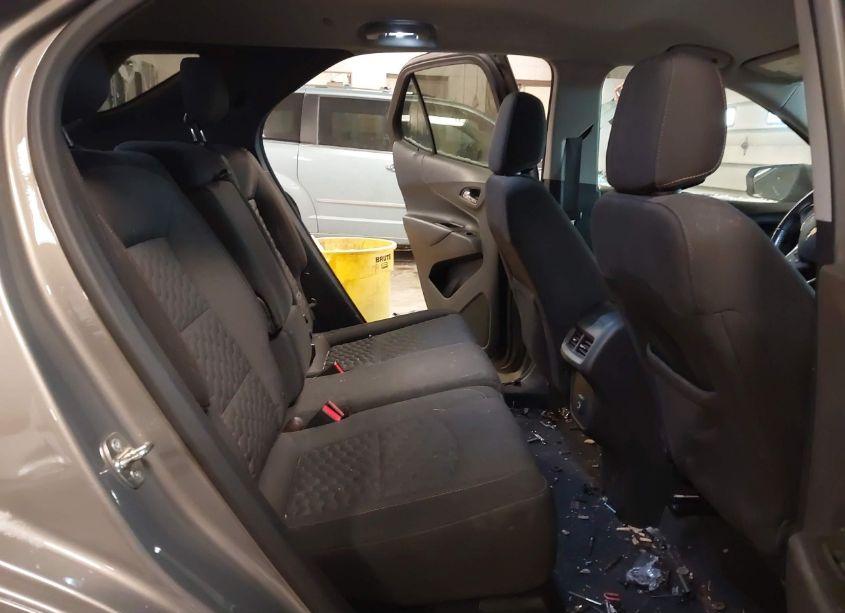 Photo 8 of 2019 Chevrolet Equinox LT (VIN 3GNAXKEV5KS538471)
