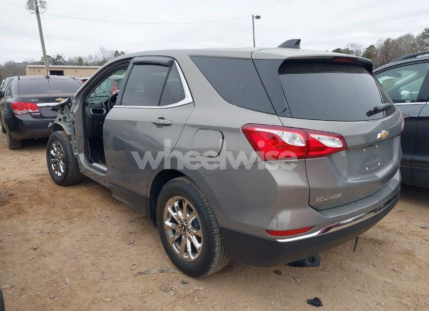 Photo 3 of 2019 Chevrolet Equinox LT (VIN 3GNAXKEV5KS548823)