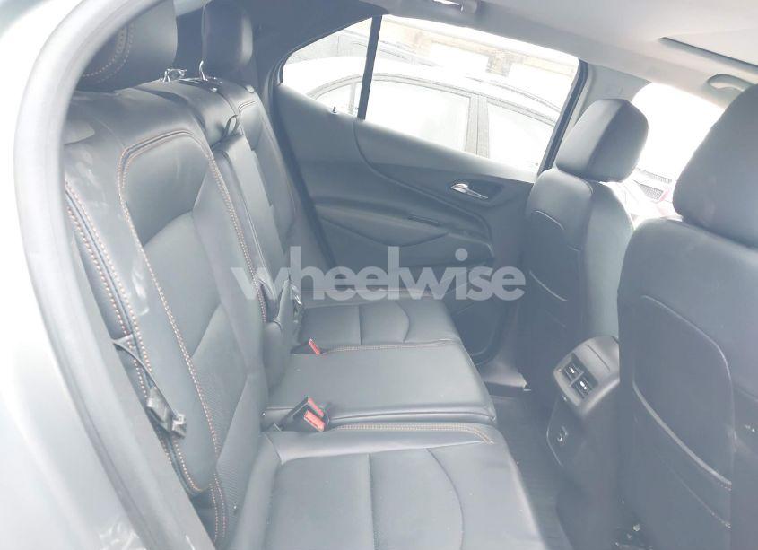 Photo 8 of 2019 Chevrolet Equinox LT (VIN 3GNAXKEV5KS548823)