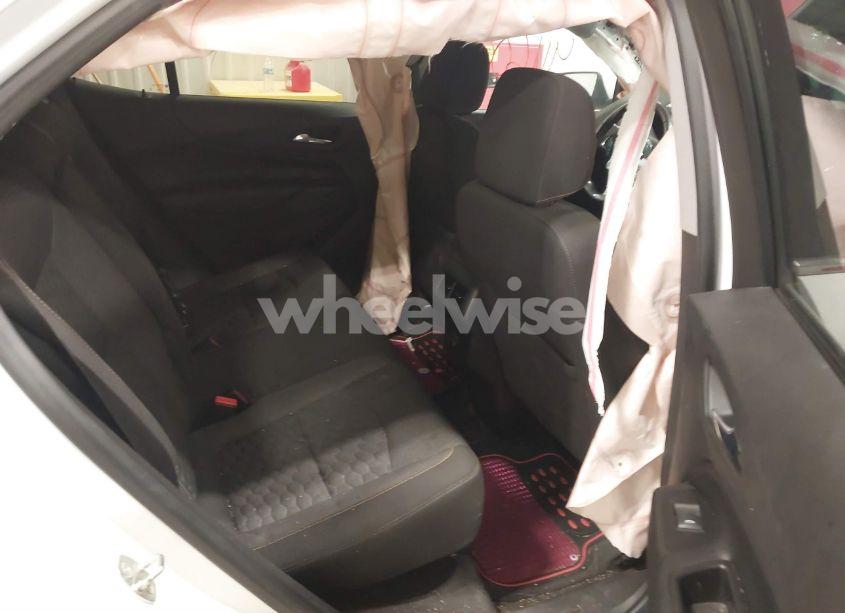 Photo 8 of 2019 Chevrolet Equinox LT (VIN 3GNAXKEV5KS636156)