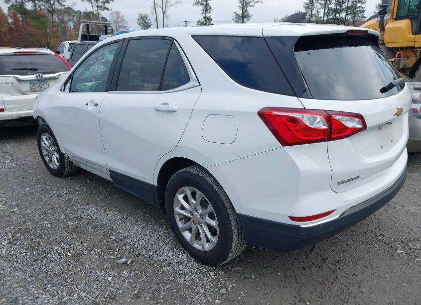 Photo 3 of 2019 Chevrolet Equinox LT (VIN 3GNAXKEV5KS664975)