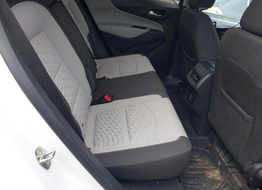 Photo 8 of 2019 Chevrolet Equinox LT (VIN 3GNAXKEV5KS664975)