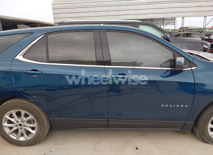 Photo 13 of 2020 Chevrolet Equinox FWD LT 1.5L TURBO (VIN 3GNAXKEV5LL211323)