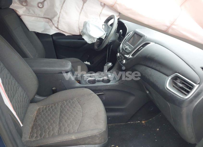 Photo 5 of 2020 Chevrolet Equinox FWD LT 1.5L TURBO (VIN 3GNAXKEV5LL211323)