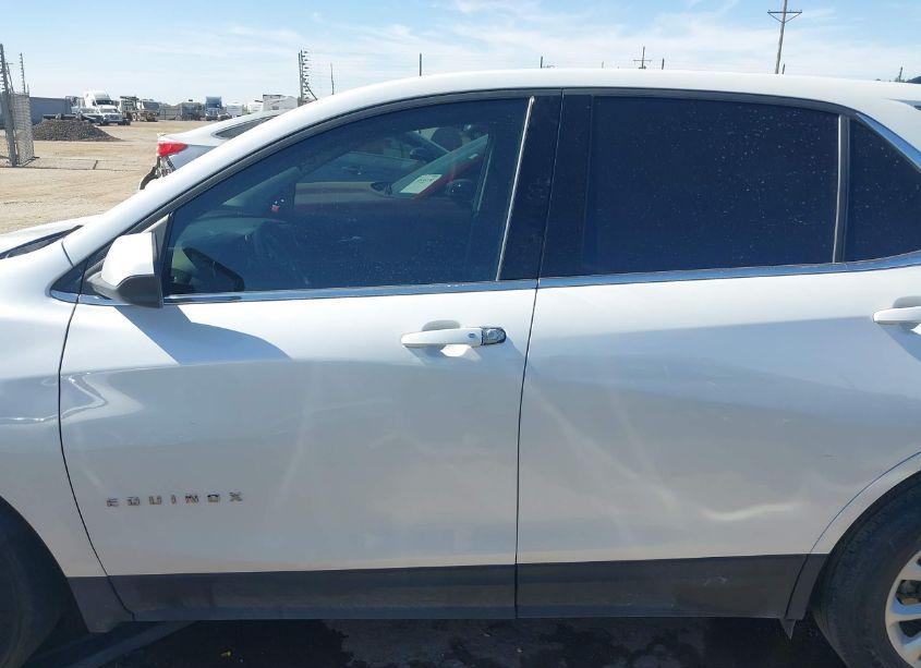 Photo 15 of 2020 Chevrolet Equinox FWD LT 1.5L TURBO (VIN 3GNAXKEV5LS501051)