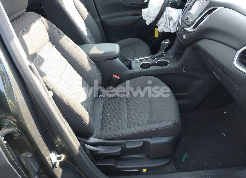 Photo 5 of 2020 Chevrolet Equinox FWD LT 1.5L TURBO (VIN 3GNAXKEV5LS521493)