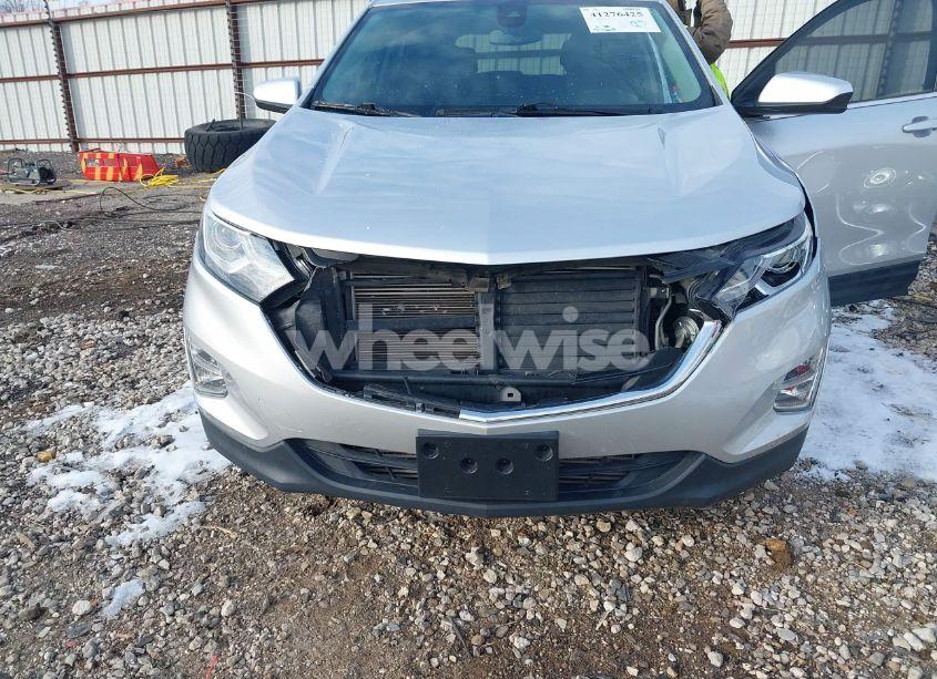 Photo 6 of 2020 Chevrolet Equinox FWD LT 1.5L TURBO (VIN 3GNAXKEV5LS579393)