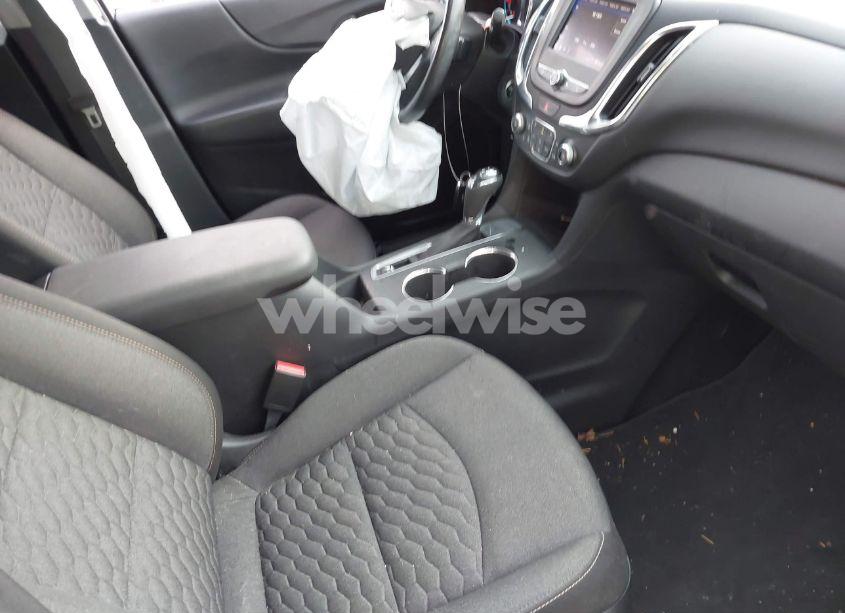 Photo 5 of 2020 Chevrolet Equinox FWD LT 1.5L TURBO (VIN 3GNAXKEV5LS609024)